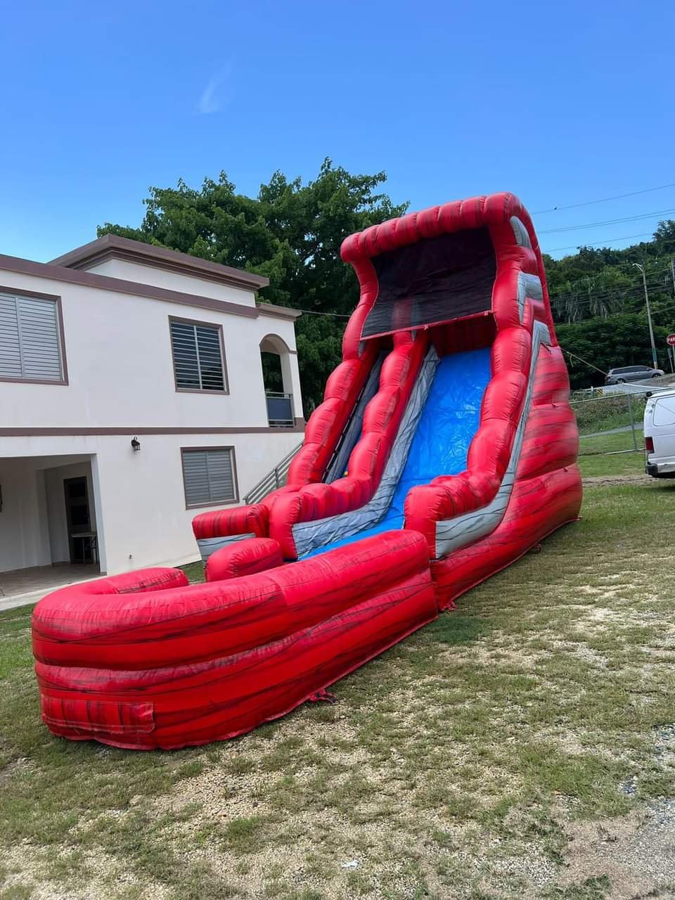 inflable_red_wave_123_jumping