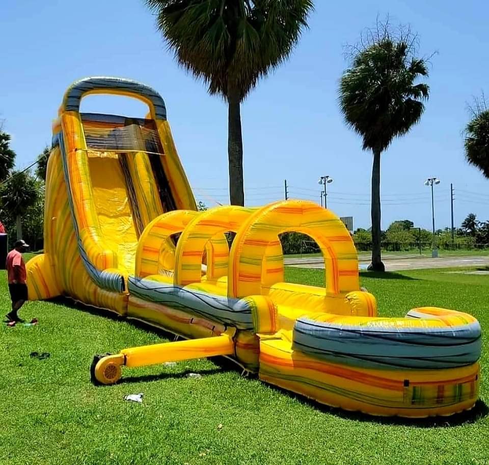 inflable_yellow_mega_123_jumping