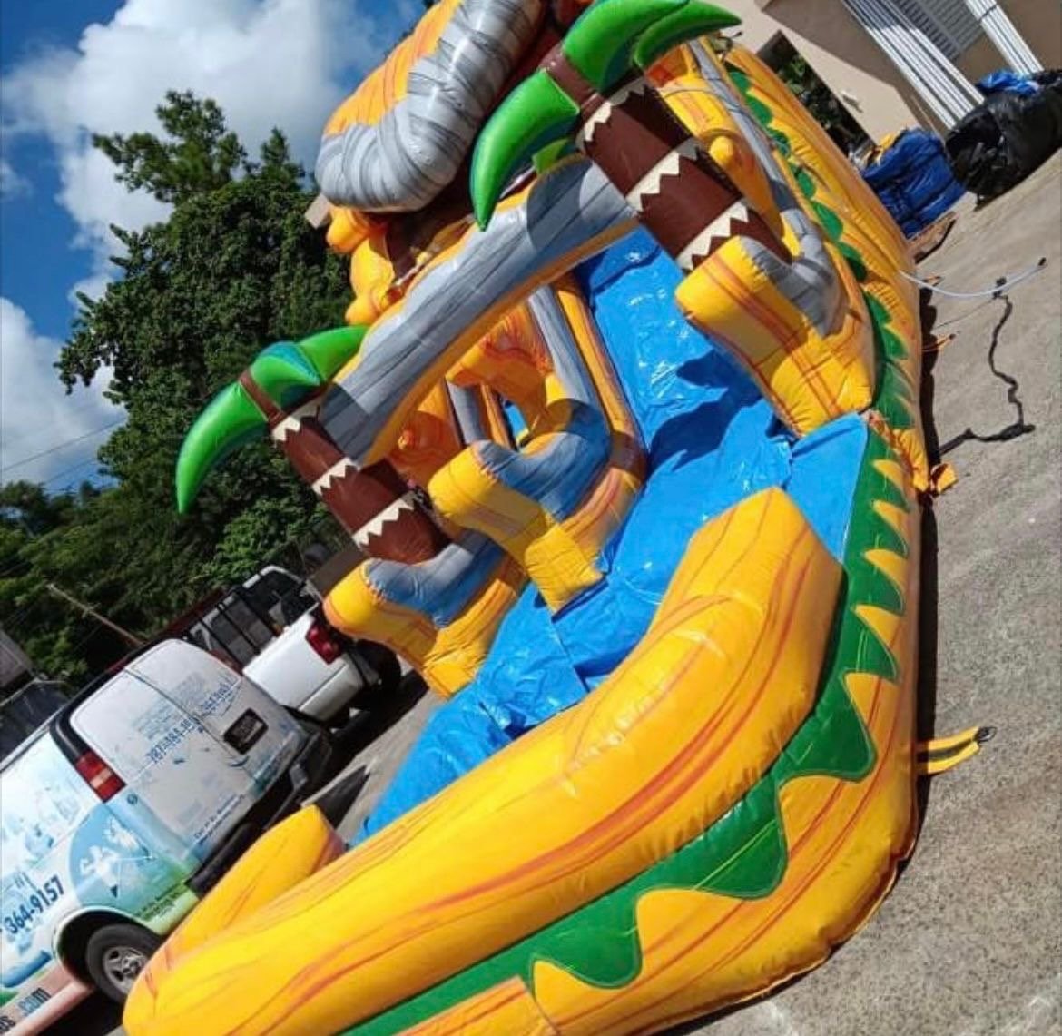 inflable_tropical_yellow_123_jumping
